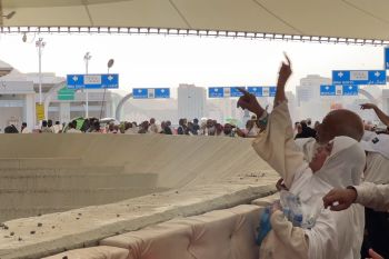 Jumrah, simbol umat Islam lawan setan yang tak lekang zaman