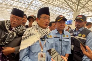 Menteri Agama apresiasi petugas haji yang selalu sigap bantu jamaah