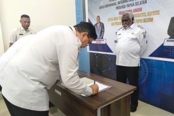 Wagub Papua Selatan instruksikan pembinaan TI  untuk anak-anak Papua