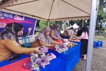Pemprov Sulbar siapkan 1,5 Ton beras di pasar murah Mamuju