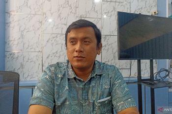 Seorang wanita diduga korban KDRT dirawat di RSOMH Bukittinggi