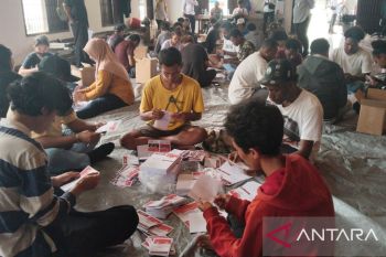 KPU Jayapura: 135.391 surat suara PSU Papua telah selesai dilipat