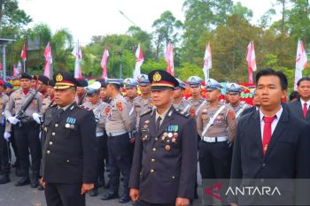 Bupati PALI Sumsel beri hadiah umroh tiga  personel kepolisian