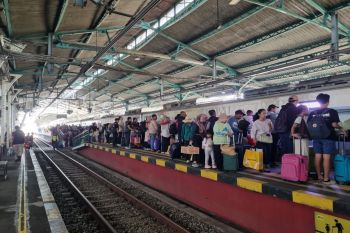 KAI Daop 6 Yogyakarta amankan barang tertinggal penumpang KA dengan taksiran bernilai puluhan juta