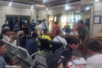 Penumpang KMP Tunu Pratama Jaya:  Kapal cepat tenggelam