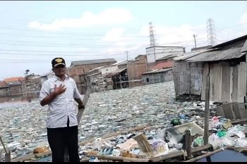 Pemkot Semarang siapkan  solusi bertahap tangani sampah di Tambaklorok