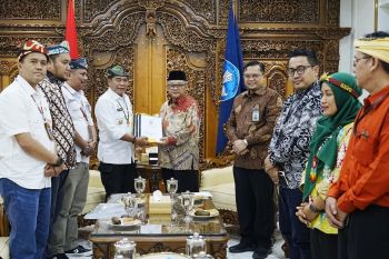 Temui Mendikdasmen, Gubernur Usulkan Penambahan Sarana Pendidikan untuk Penyandang Disabilitas