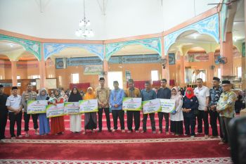 Baznas Sawahlunto salurkan zakat tahap II senilai 591 juta