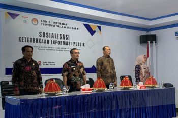 Kominfo dan KI Sulbar sosialisasi KIP di Mamuju Tengah