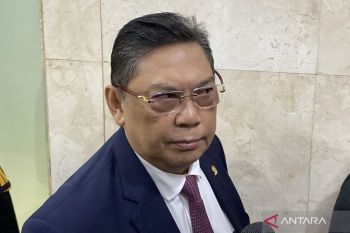 Komisi I DPR  lanjutkan uji kelayakan 12 calon dubes besok