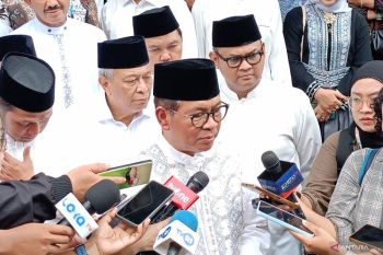 Need study on Jakarta car-free night plan: Governor Pramono