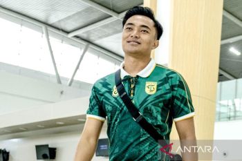 Ernando Ari ambil sisi positif Persebaya absen di ACC 2025