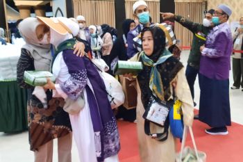 392 Jemaah haji kloter-36 UPG Sultra tiba di Makassar