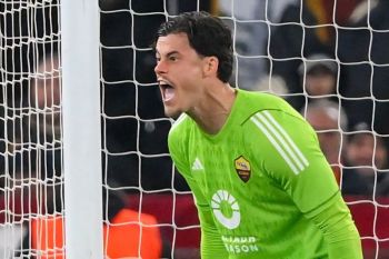 AS Roma  perpanjang kontrak kiper Mile Svilar