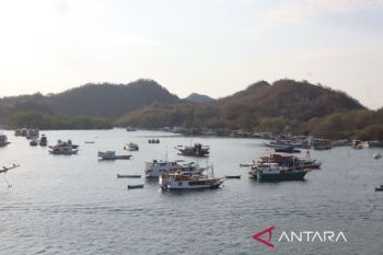 KSOP ingatkan nakhoda mewaspadai potensi cuaca ekstrem di TN Komodo