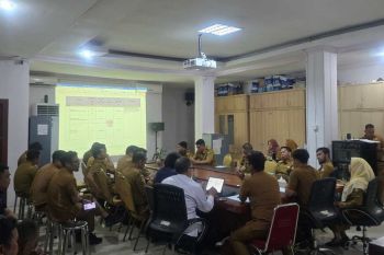 62 ribu KK di Makassar penerima retribusi sampah gratis