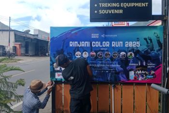 Baliho dan Spanduk Rinjani Color Run 3 hiasi Sembalun dan Lombok Timur