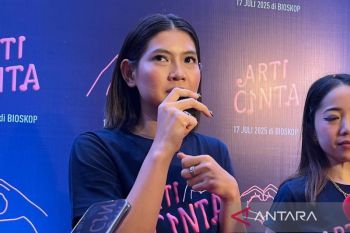 Windy Apsari cerita tantangan film musikal pertamanya di film "Arti Cinta"
