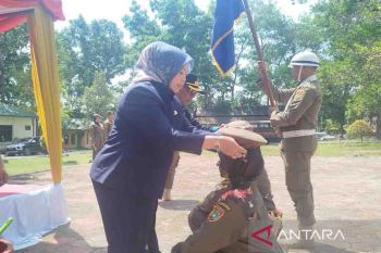Bupati Kobar ingatkan Satpol-PP tetap jalankan tugas secara baik dan profesional