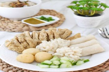 Aisyah, penjual pempek gunakan QRIS BRI untuk permudah transaksi