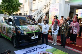 Pemkot Semarang luncurkan  "Kempling Semar" jaga pangan stabil