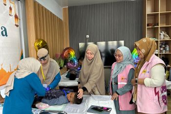 PLN UID Sulselrabar khitan 110 anak di Makassar