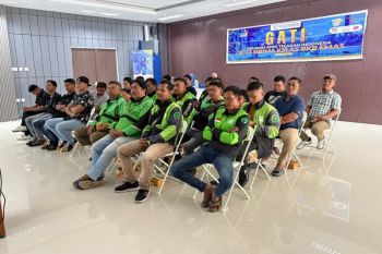 Perkuat peran ayah, pengemudi ojek online Ikut kelas BKB Emas