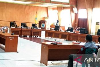 DPRK minta Disdik Biak berikan sanksi sekolah tidak patuhi aturan SPMB