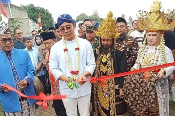Bupati Lamsel dukung pawai Padepokan Wangsa Syailendra untuk dukung kelestarian budaya Lampung