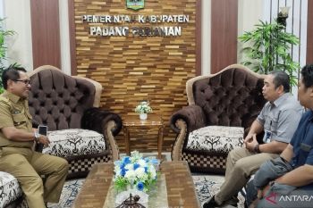 Bupati Padang Pariaman minta LKBN Antara perkuat promosikan daerah