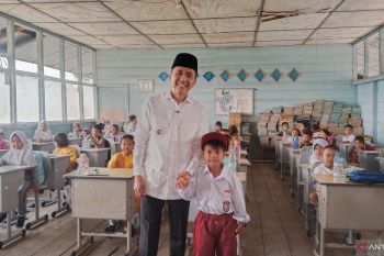 DPRD Palembang minta penyaluran seragam sekolah gratis merata