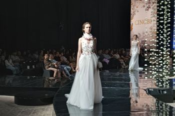 Cinobi tampilkan 38 koleksi gaya Renaissance di "Semarang Luxury Wedding"