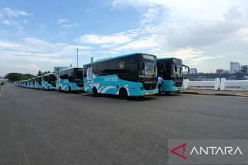 27 armada Bus Trans Sulsel resmi operasi
