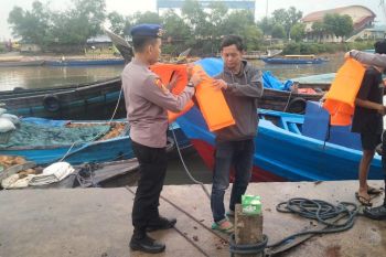 Satpolairud Polresta Barelang rutin beri imbauan keselamatan pelayaran