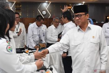 Mendes Yandri minta segera susun permendes dana desa untuk Kopdes