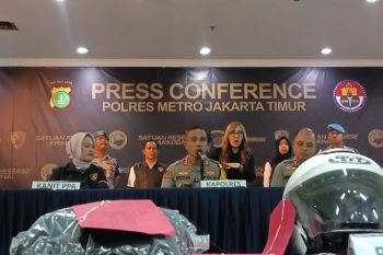 Polisi tangkap sepasang kekasih yang buang bayinya