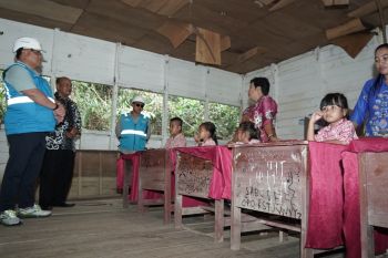 PLN untuk rakyat hadir di Penda Barania dukung pendidikan daerah 3T