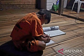 PLN raih apresiasi literasi nusantara 2025 untuk proyek sosial nasional