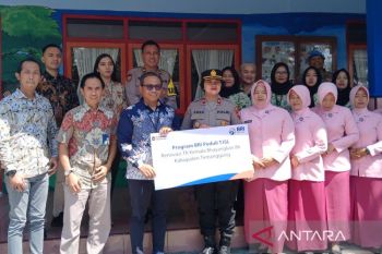 BRI  Temanggung bantu renovasi TK Kemala Bhayangkari 86