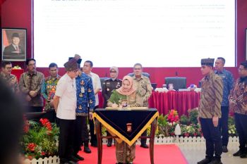 Bupati Bengkalis tegaskan komitmen bersama cegah perdagangan orang