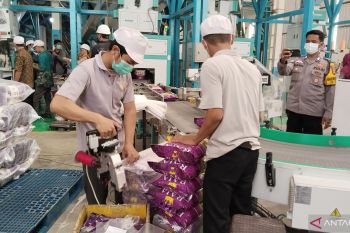 Disdag Kota Palembang awasi produsen beras pastikan kelayakan produk premium