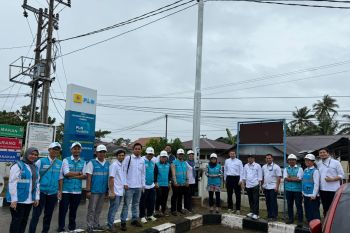 Pertama di Sumbar! SPKLU Tiang hadir di ULP Tabing, solusi praktis bagi pengguna kendaraan listrik
