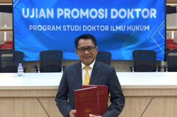 Bupati Padang Pariaman resmi sandang gelar doktor