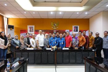 Pemkot Magelang salurkan bantuan keuangan parpol