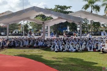 Gubernur Ansar doa bersama ribuan warga untuk rakyat Palestina