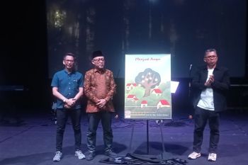 Ini buku dan film tentang menjaga hutan