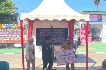 Pemprov Sulsel salurkan bantuan Rp20 miliar untuk bedah rumah di Takalar