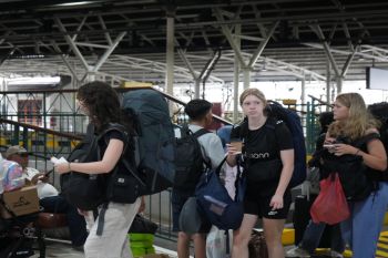 117.312 wisatawan mancanegara gunakan kereta api di Daop 6 Yogyakarta
