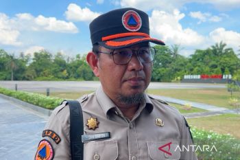 Riau akan tambah 3 unit helikopter waterbombing untuk padamkan karhutla di Riau