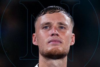 Napoli Resmi Gaet Sam Beukema dari Bologna untuk Perkuat Lini Belakang